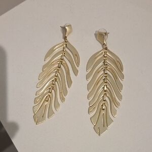 Kendra Scott Gold Leaf Drop Earrings